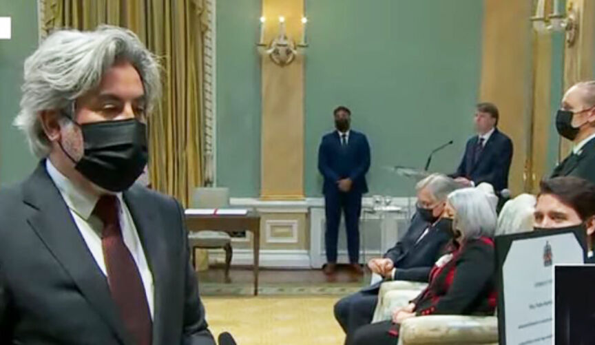 Trudeau shuffles cabinet, Marc Garneau out, replaced by Mélanie Joly